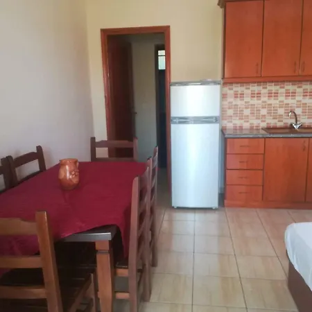 Angel Room's Guest house Himare